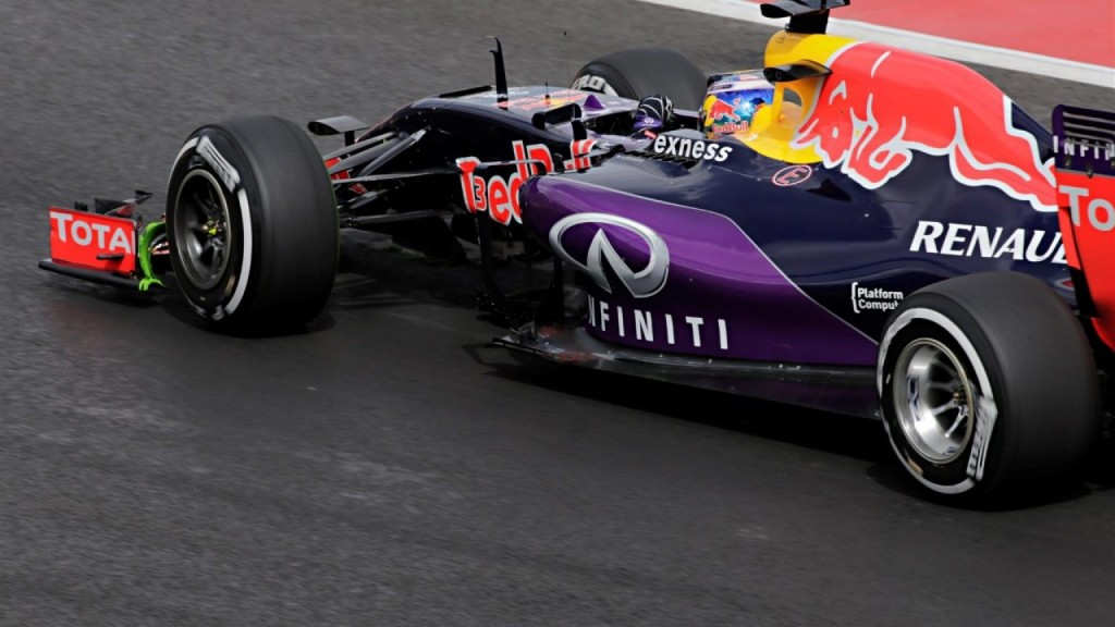 2016年のレッドブルとルノーの動向がだんだんと明るみになってきた。