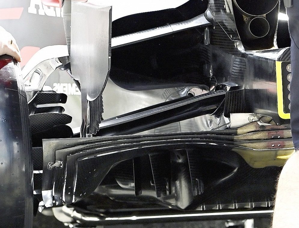 レッドブルRB16Bを分析！リアサスペンションアームとディフューザーが進化！