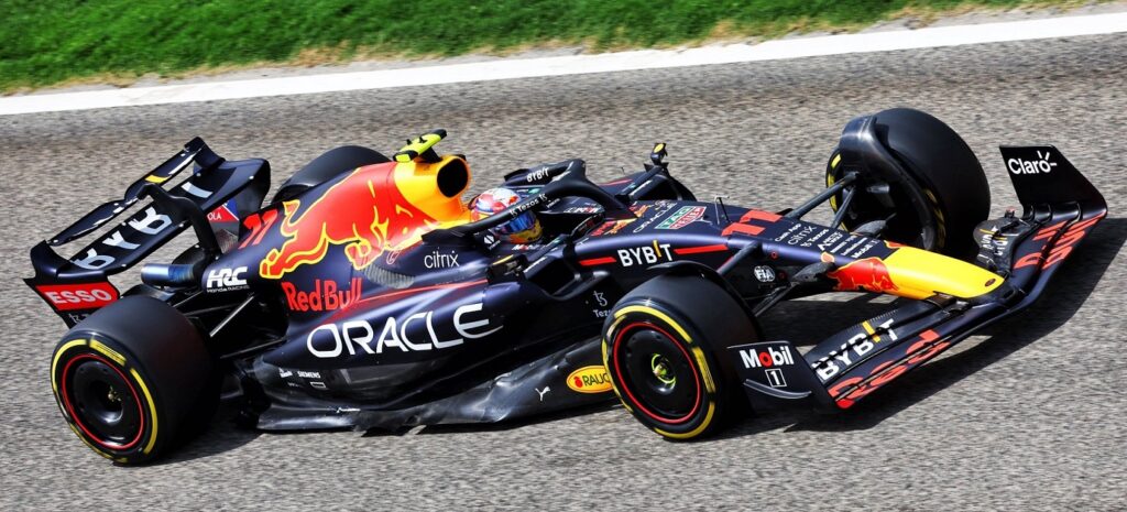 【レッドブルRB18】サイドポッドをアップデート！空気の流れを固定化・レーキセッティング