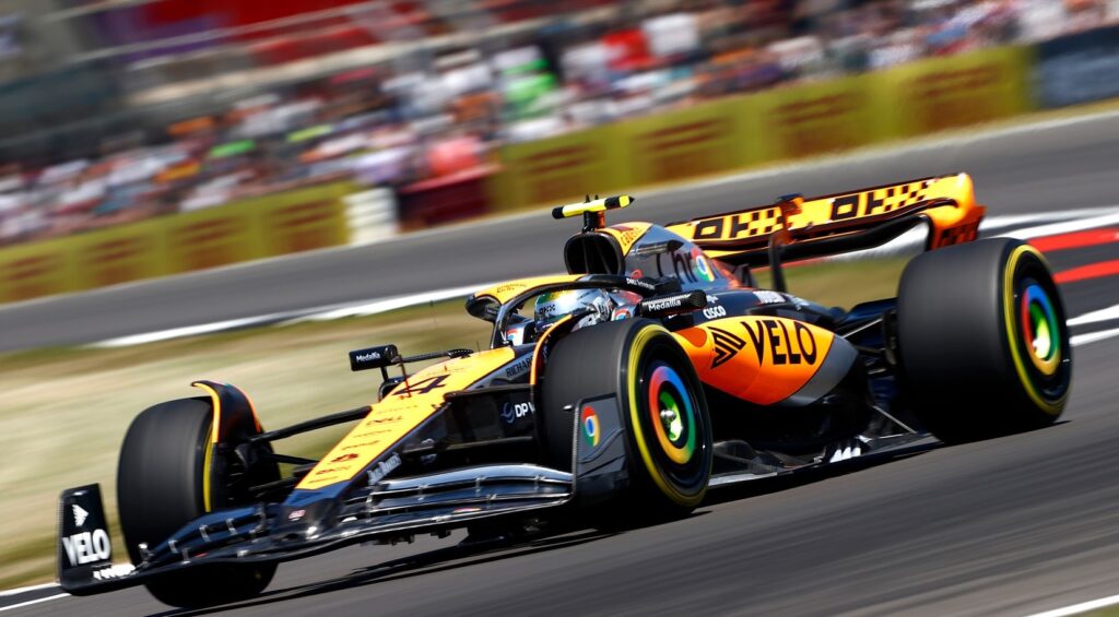 マクラーレンMCL60のアップデート！サイドポッドとフロア+フロントウィング