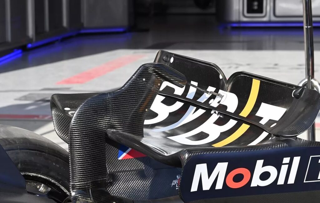 【メキシコGP金曜日】F1パフォーマンス分析！レッドブルRB19はミドルビームウィングだった！