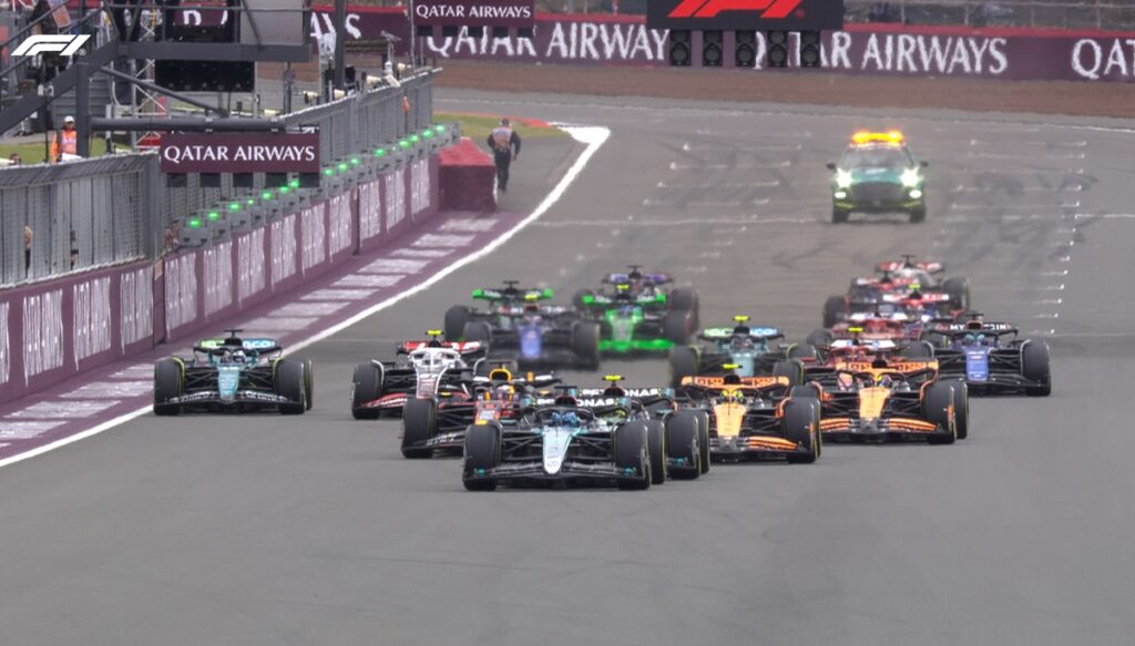 2024年F1第12戦イギリスGP決勝結果「終盤トップ3の優勝争い！ついにあの人が」