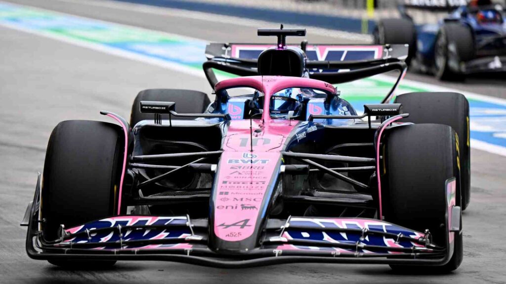 【F1 2025 NEW CAR】アルピーヌ A525 & ハース VF-25