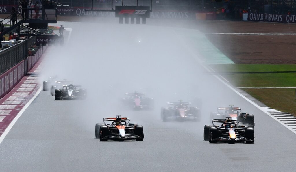 2025年F1第12戦イギリスGP決勝結果「雨絡みの快挙！初表彰台へあの人が」