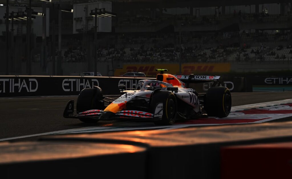2025年F1第24戦アブダビGPプラクティス② ＋ F1公式パフォーマンス分析